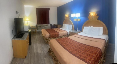 Travelodge by Wyndham Junction City image 14
